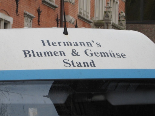 Verkaufswagen auf einem Oldenburger Wochenmarkt - 14.03.2009