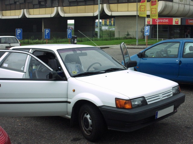 NISSAN Sunny N13 Diesel LX : Autobahn-Rastplatz A15/E42 (Belgien) - 17.09.2006