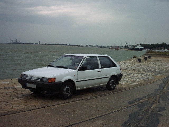 NISSAN Sunny N13 Diesel LX : Pointe de Grave (Frankreich) - 18.09.2006