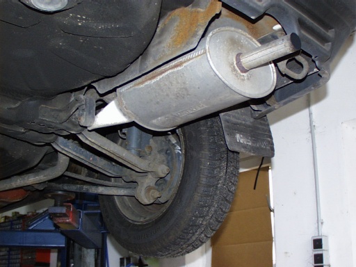 NISSAN Sunny N13 Diesel LX : Abgasanlage - 09.03.2007