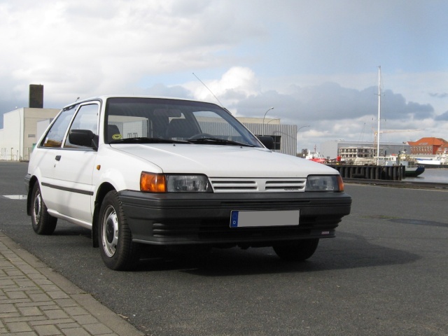 NISSAN Sunny N13 Diesel LX : Bremerhaven - 06.04.2008