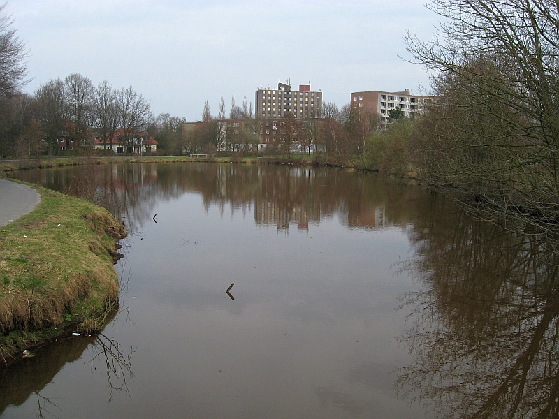 Panoramio-Archiv : Bloherfelder Teich am Schulzentrum Eversten - Bloherfelde, Oldenburg - 03.2009