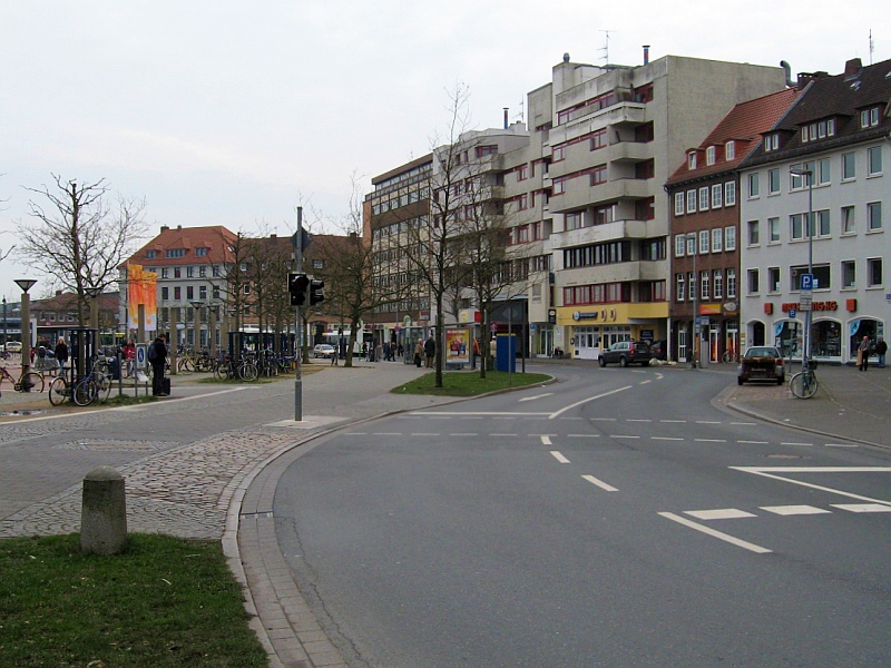 Panoramio-Archiv : Bahnhofsplatz - Oldenburg - 03.2009