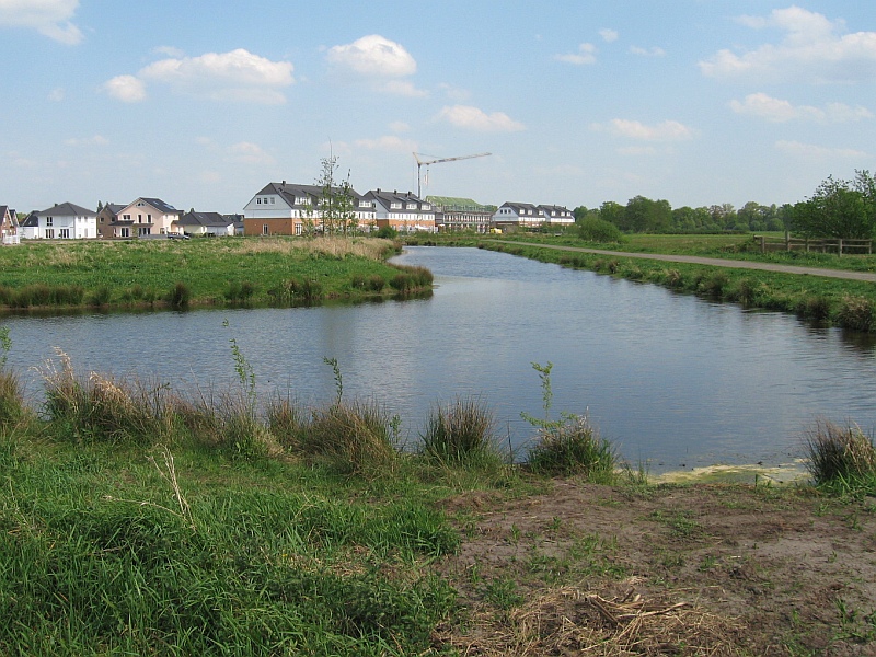 Panoramio-Archiv : Neubaugebiet Borgfeld-West und Kuhweideweg - Borgfeld, Bremen - 04.2009