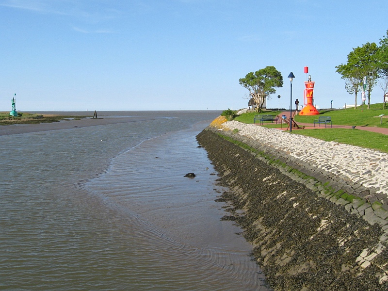 Panoramio-Archiv : Hafeneinfahrt - Fedderwardersiel - 05.2009