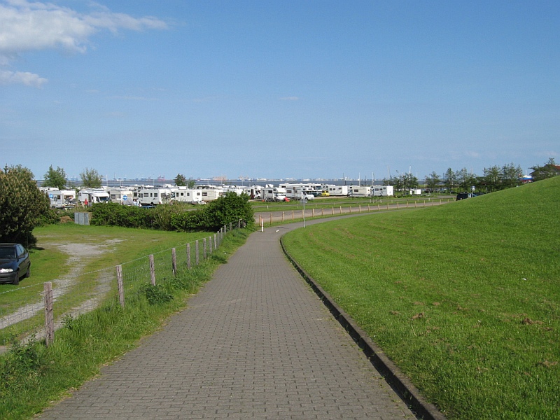 Panoramio-Archiv : Blick zum Campingplatz - Fedderwardersiel - 05.2009