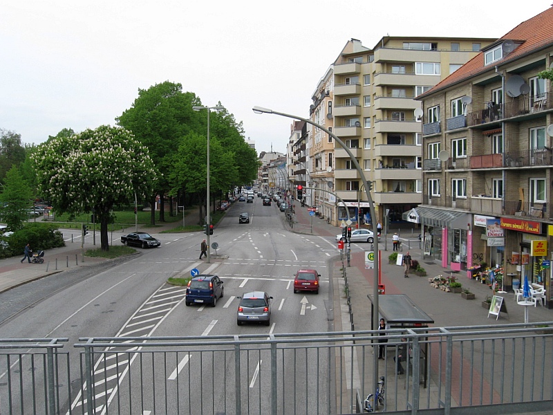 Panoramio-Archiv : Landwehr von der S-Bahn-Station aus gesehen - Hamburg - 04.2009
