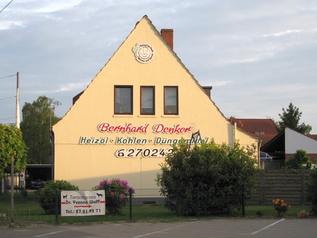 Panoramio-Archiv : Bernhard Denker - Heizl, Kohlen, Dngemittel - Borgfeld, Bremen - 01.2010