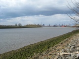 Blick zum Werfthafen - Grpelingen, Bremen (04.2010) - Bild 6/86